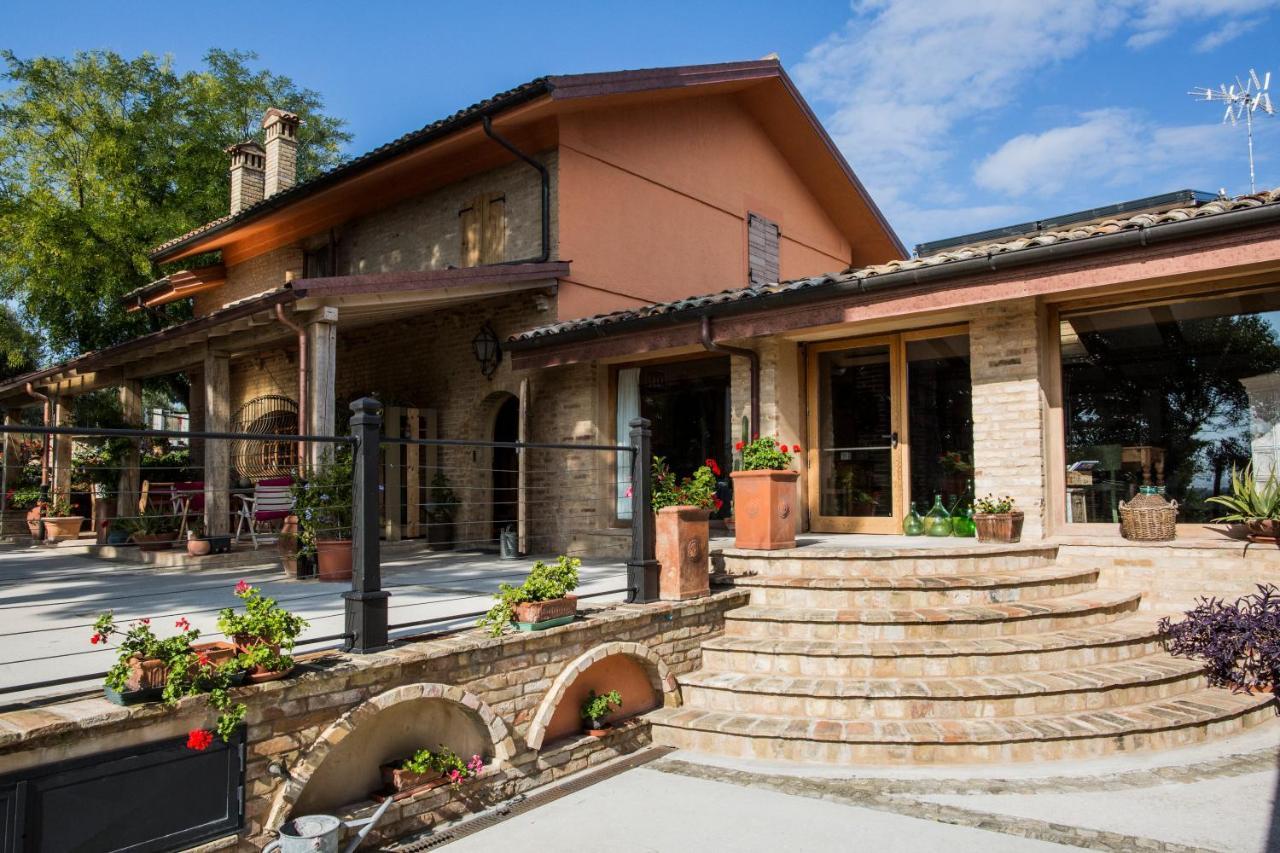 B&B Il Cavallino Civitanova Alta Exterior foto