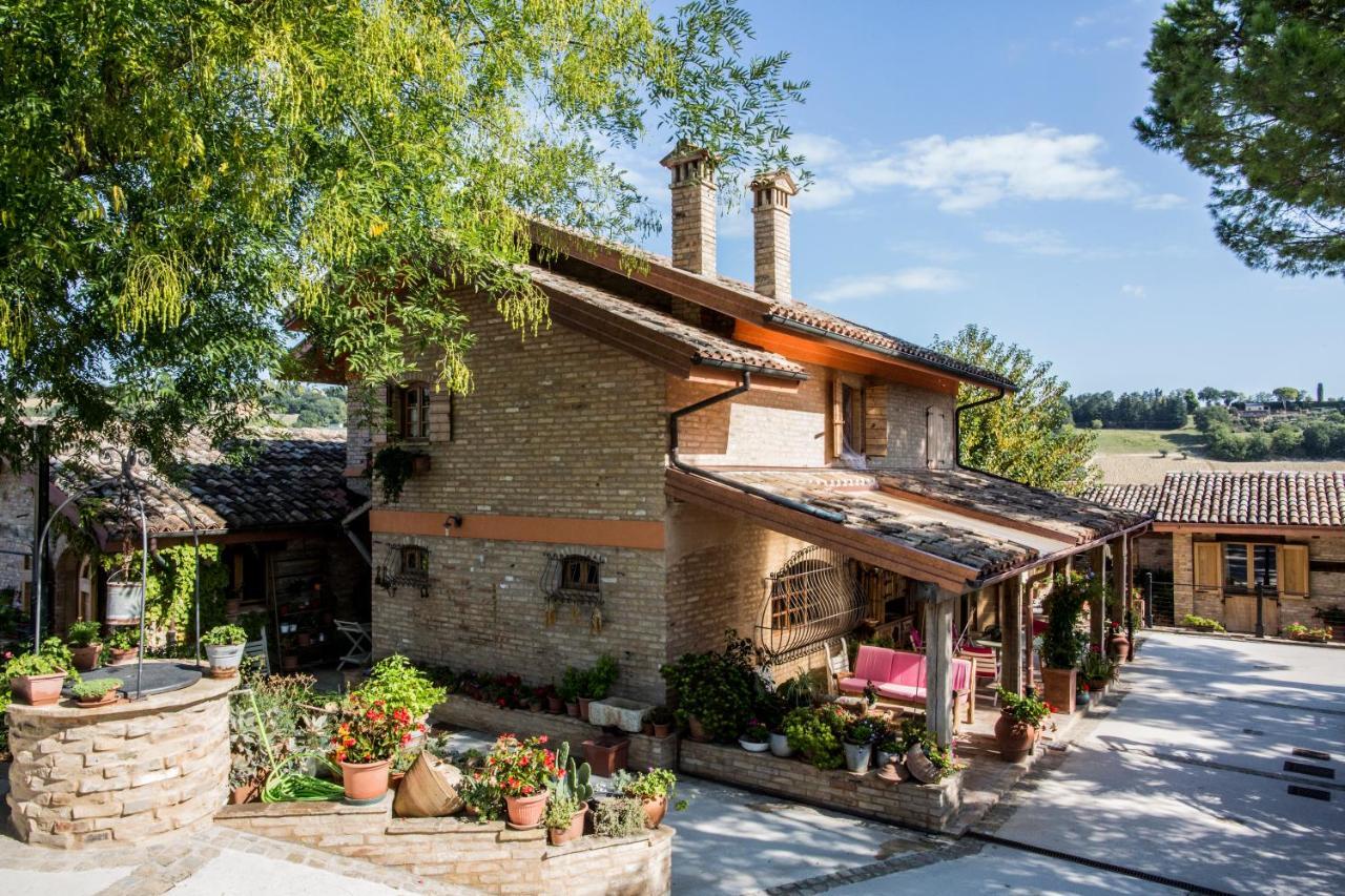 B&B Il Cavallino Civitanova Alta Exterior foto