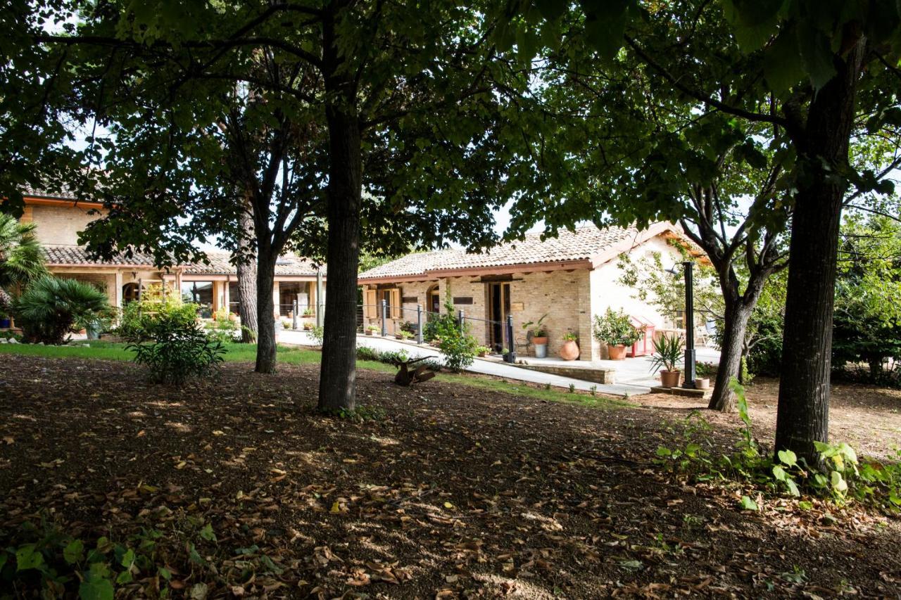 B&B Il Cavallino Civitanova Alta Exterior foto